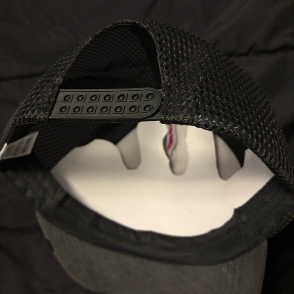 Goorin Bros. Bass (Large Mouth Lunker) Patch in maroon and Gray snap back ! - Picture 6 of 9